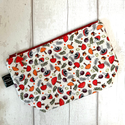 Nature Trail Mushroom Zipped Project Bag - Small/Sock Size