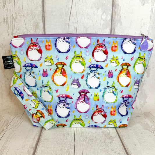 Sac à projets zippé Totoro arc-en-ciel bleu - Grande taille