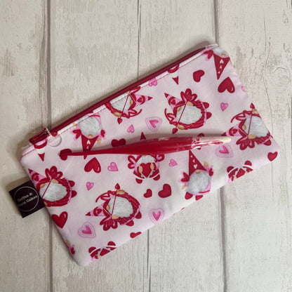 Gnomie Love Zipped Notions Hook DPN Pouch/Case