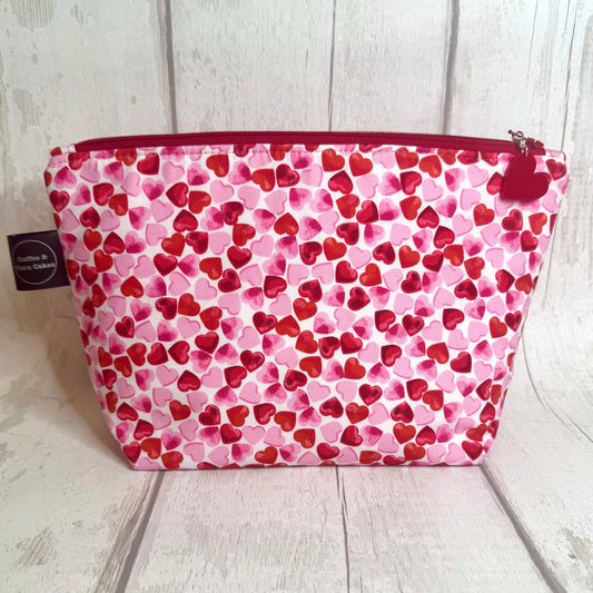 Love Hearts Zipped Project Bag - Small/Sock Size