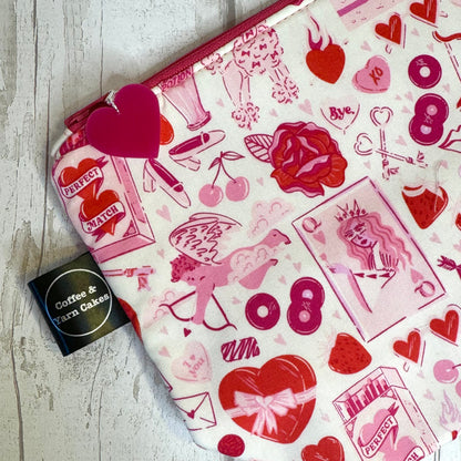 Love Struck Valentine’s Zipped Project Bag - Small/Sock Size